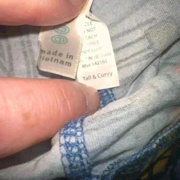 Lularoe TC denim blue leggings with abstract web pattern. NWOT. - Picture 6 of 6